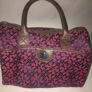 Tommy Hilfiger logo speed bag red and blue